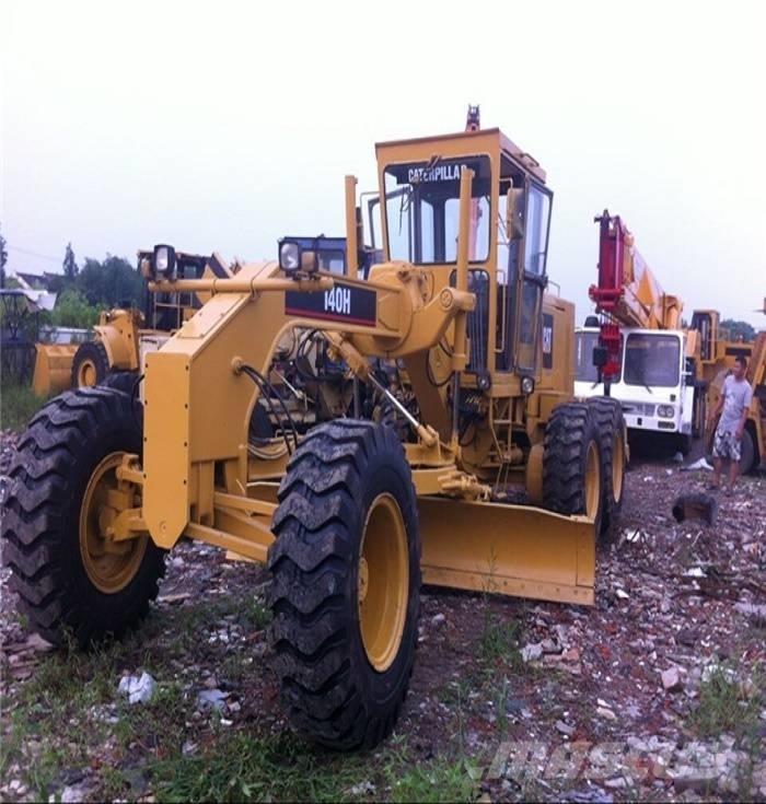 CAT 140 H II Grederji