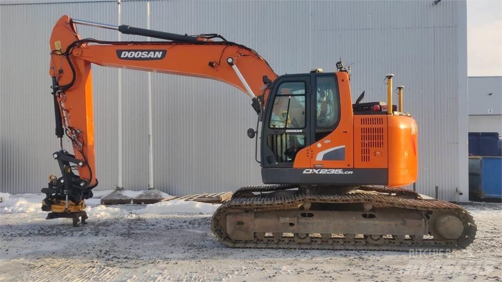 Doosan DX235LCR-5 Bagri goseničarji