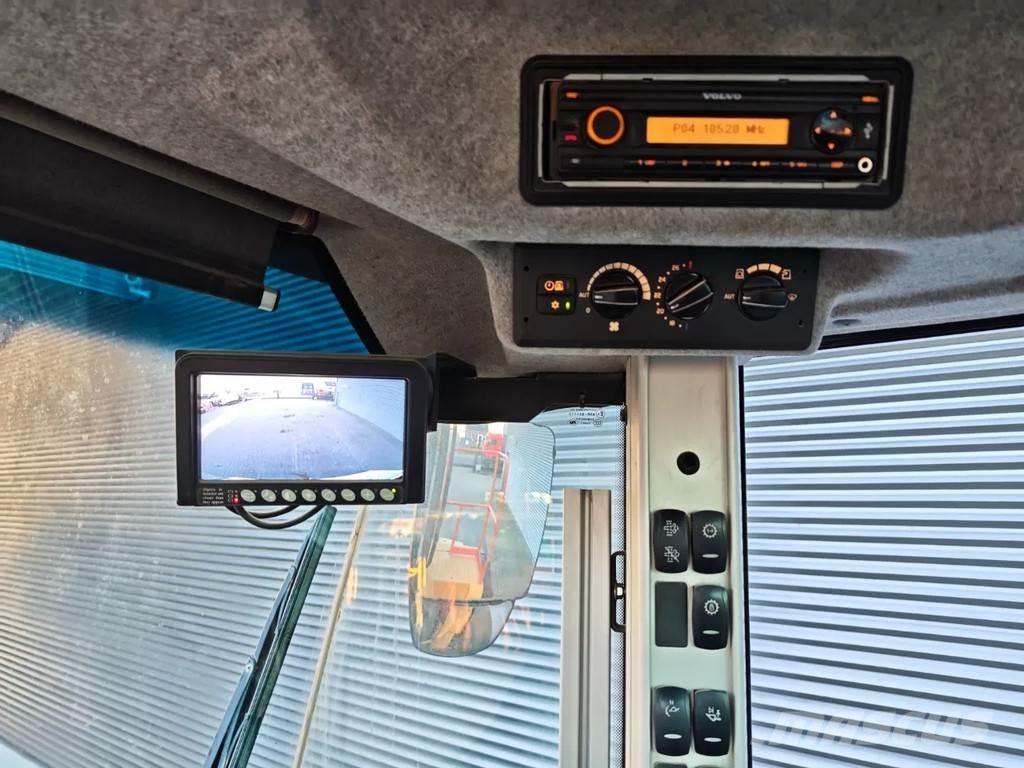 Volvo L180H Kolesni nakladalci