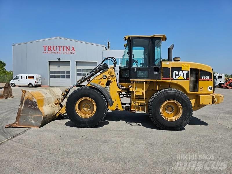 CAT 930 G Kolesni nakladalci