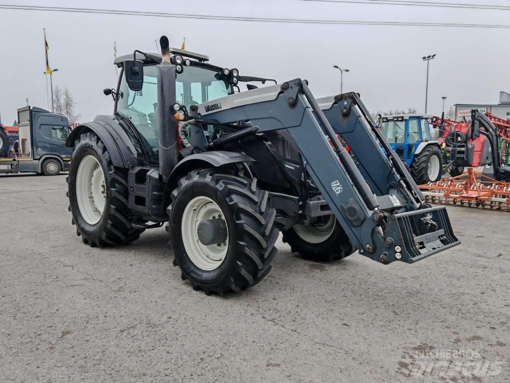 Valtra T 194 V Traktorji