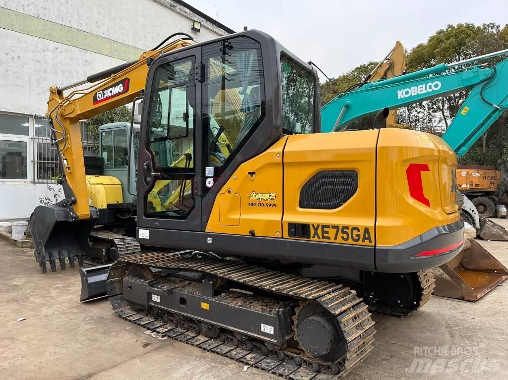 XCMG XE 75 D Midi bagri 7t – 12t