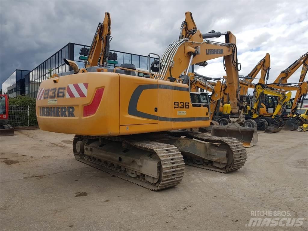 Liebherr R936 Bagri goseničarji