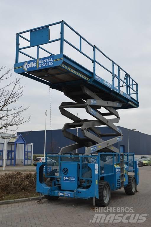 Genie GS4390RT Škarjaste dvižne ploščadi