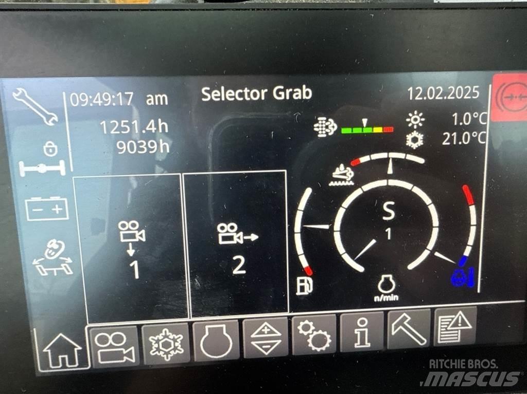 Liebherr LH 30 M Bagri za prekladanje primarnih/sekundarnih surovin