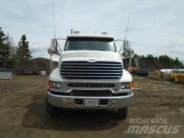Sterling L 9500 Vlačilci