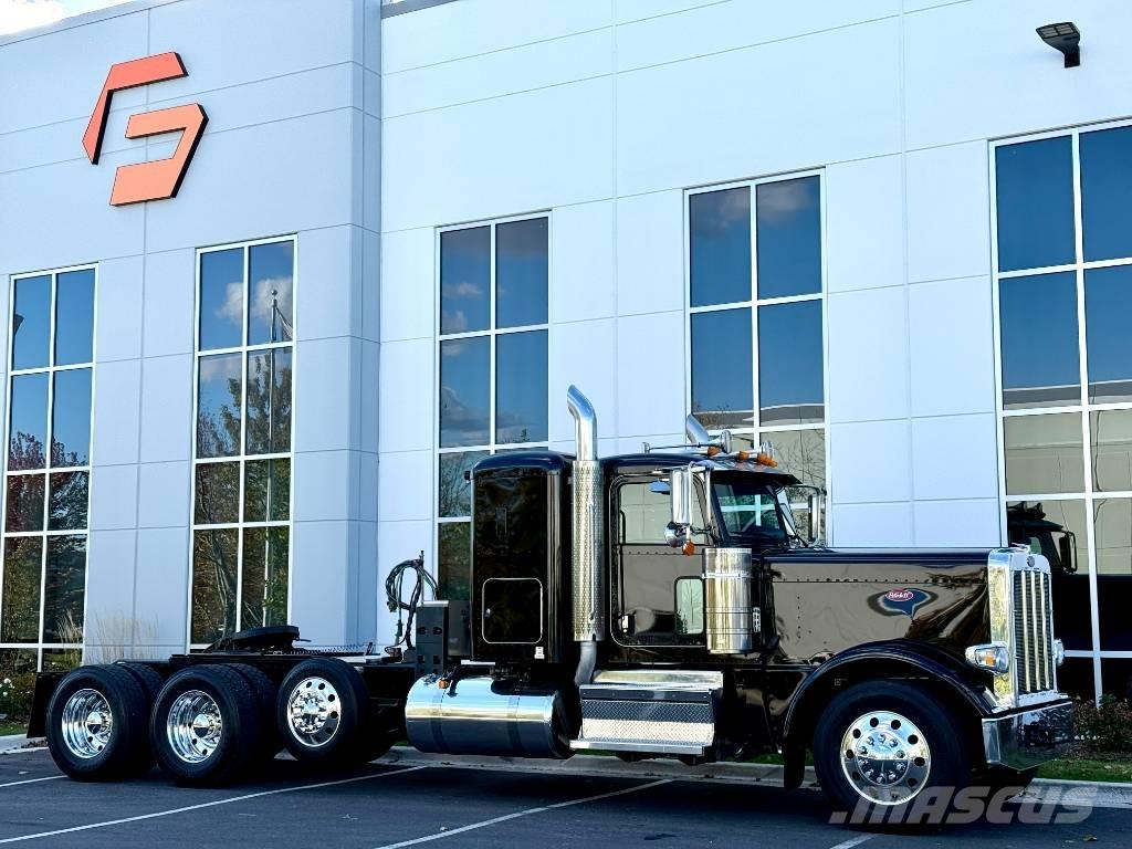 Peterbilt 389 Vlačilci