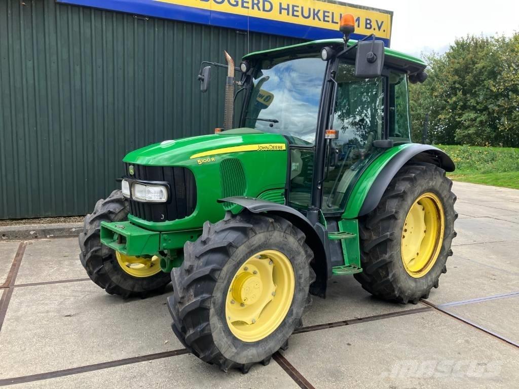 John Deere 5100 R Traktorji