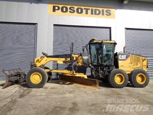 CAT 140 M AWD Grederji