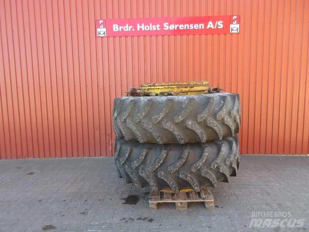 Firestone 20.8-38 Gume, kolesa in platišča