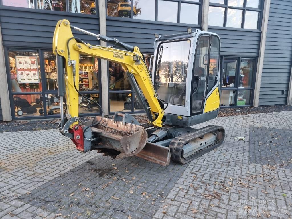 Wacker Neuson ET 24 Mini bagri <7t