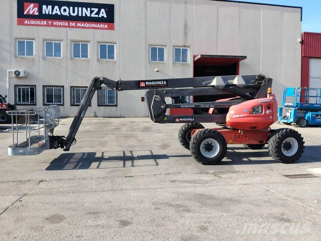 Manitou 200 ATJ Zglobne dvižne ploščadi