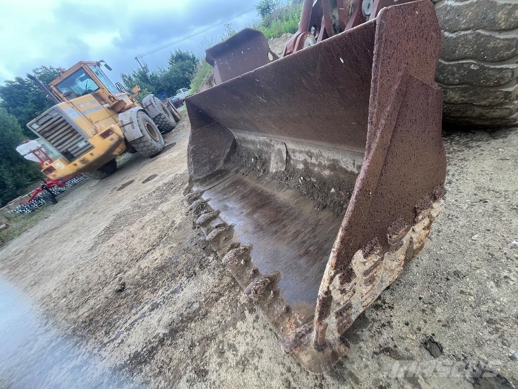 Volvo L150c Kolesni nakladalci