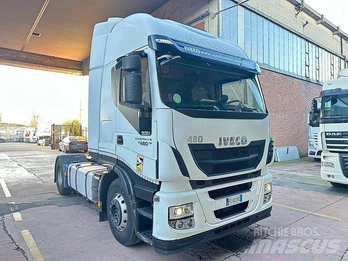 Iveco AS440E48 Vlačilci