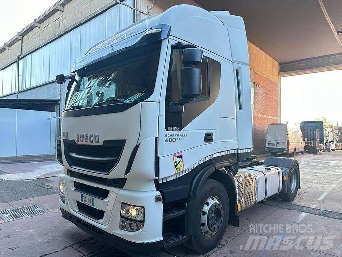 Iveco AS440E48 Vlačilci
