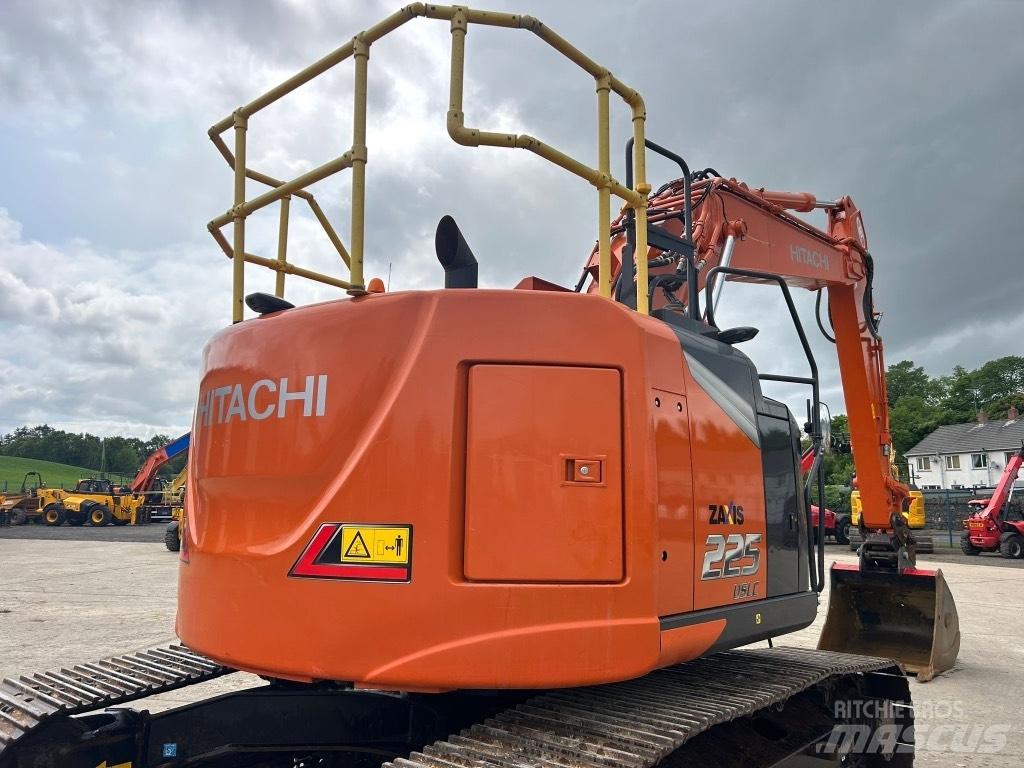 Hitachi ZX225 USLC-7 Bagri goseničarji