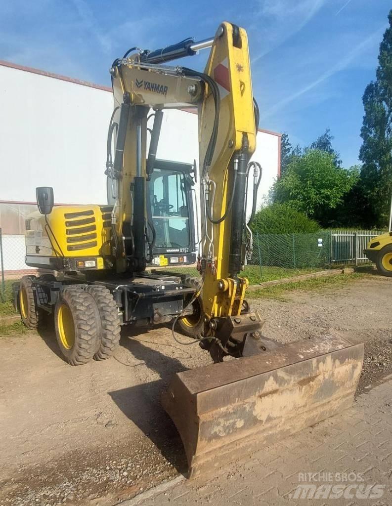 Yanmar B 110 W Bagri na kolesih