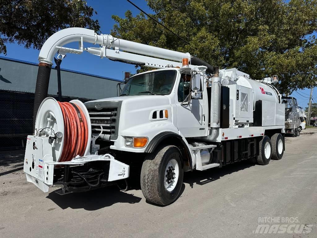 Sterling L 7500 Vakuumski tovornjaki