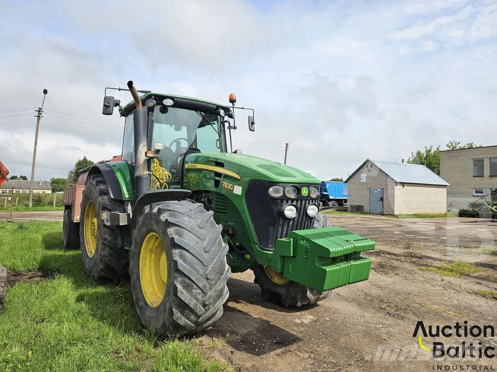 John Deere 7830 Traktorji