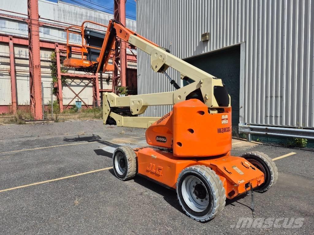 JLG E 450 AJ Zglobne dvižne ploščadi