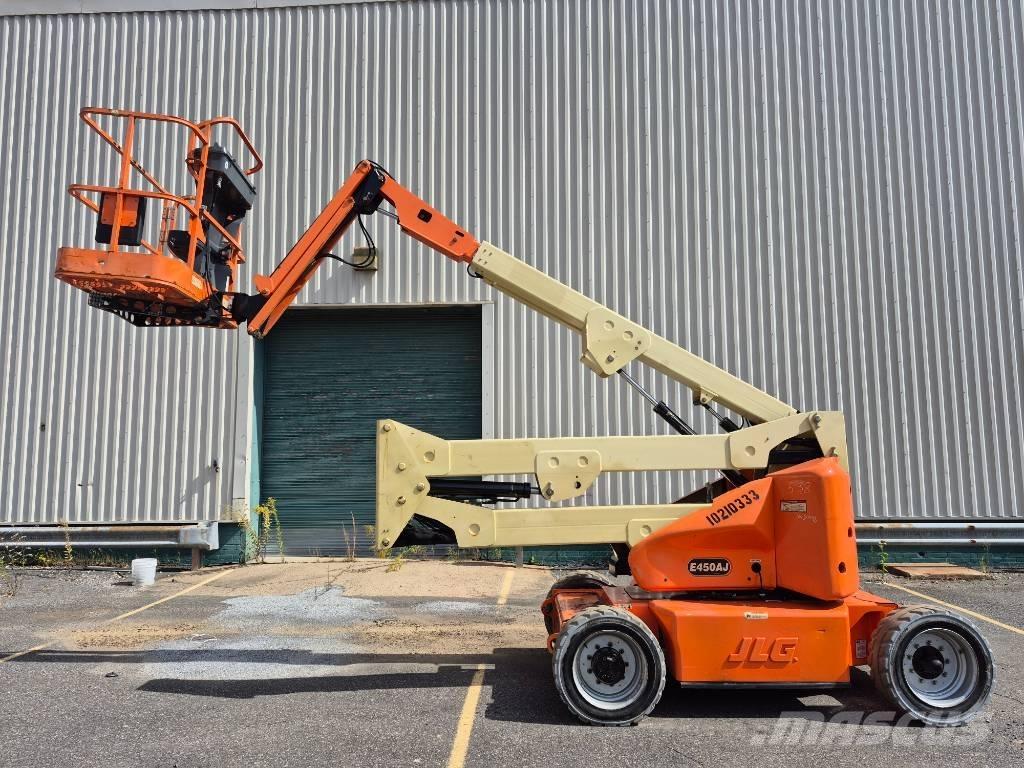 JLG E 450 AJ Zglobne dvižne ploščadi