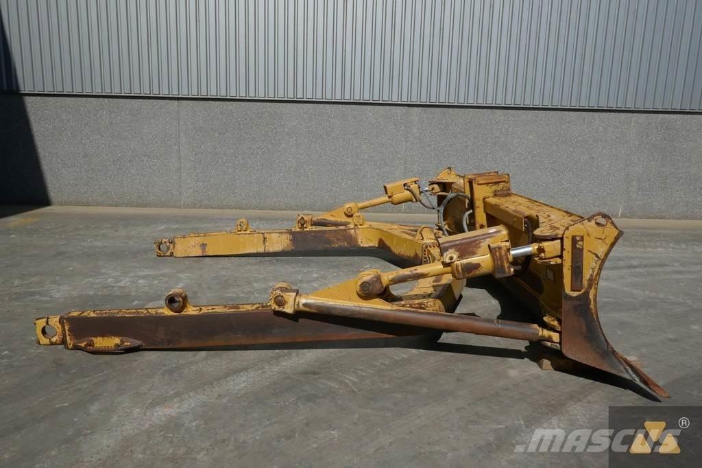 CAT D8T Blade Deske / noži