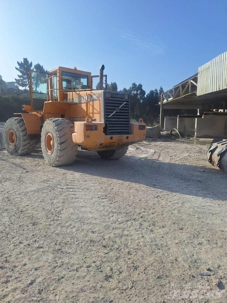 Volvo L 180 C Kolesni nakladalci