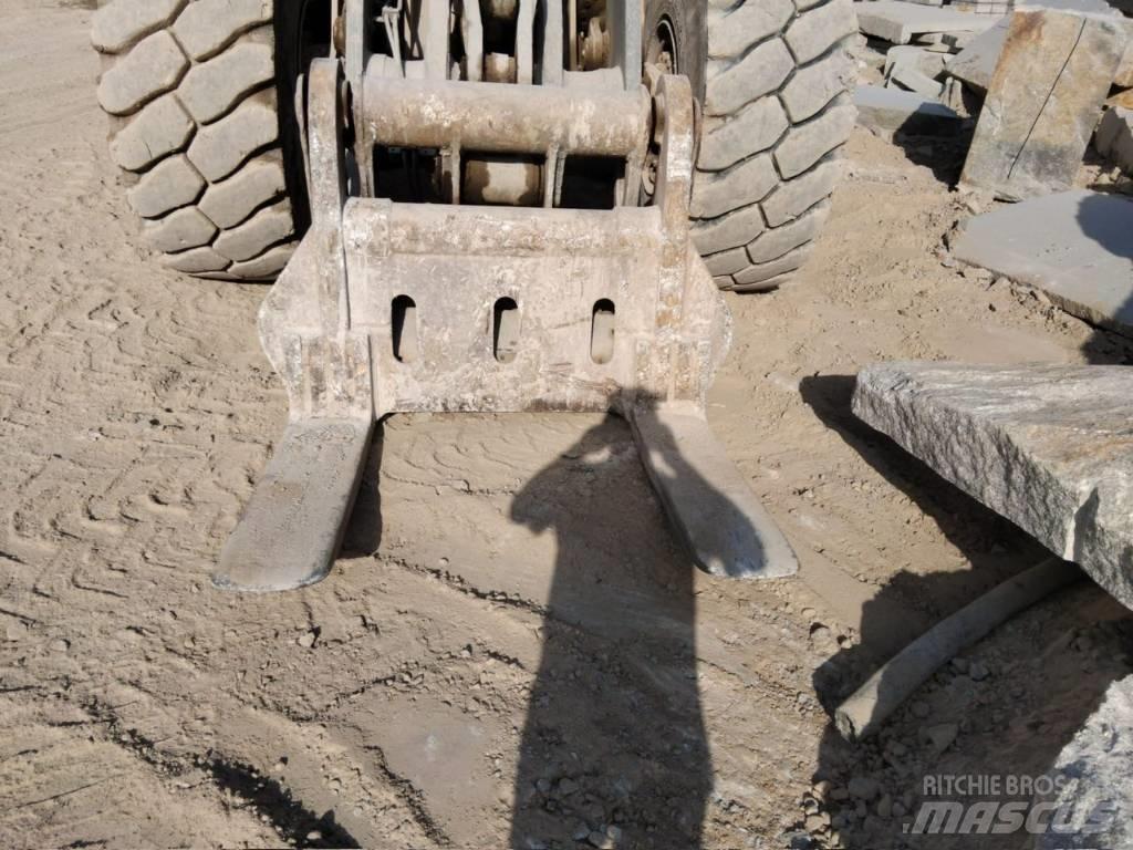 Volvo L 180 C Kolesni nakladalci