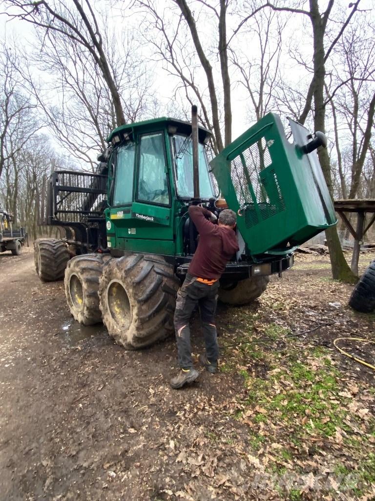 Timberjack 1410 B Forwarderji