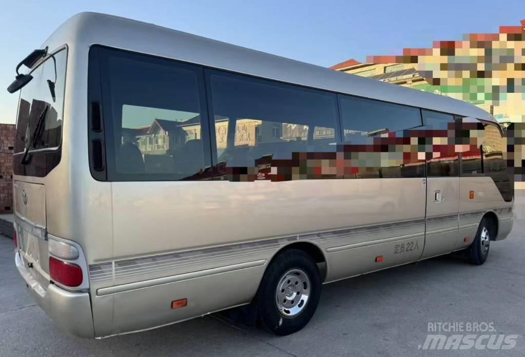Toyota Coaster Medkrajevni avtobusi