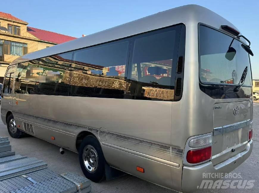 Toyota Coaster Medkrajevni avtobusi