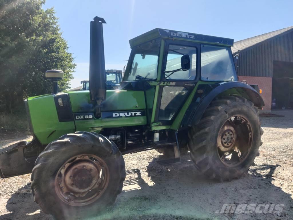 Deutz DX 85 ALLRAD Traktorji