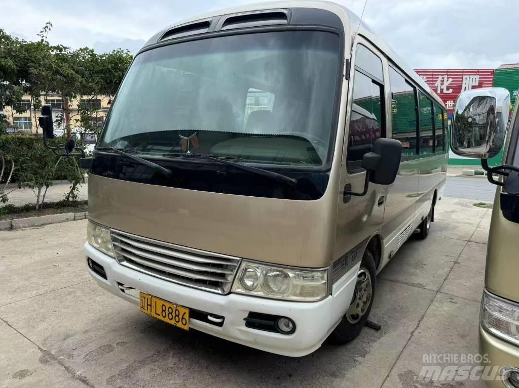 Toyota Coaster Mini avtobusi