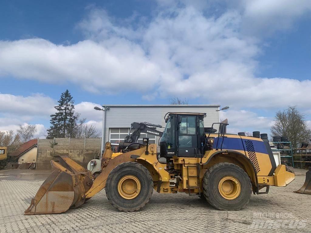 CAT 972 K Kolesni nakladalci