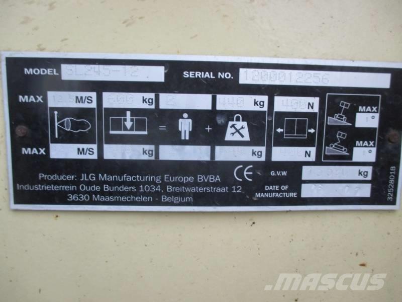 JLG Liftlux 245-12 Škarjaste dvižne ploščadi