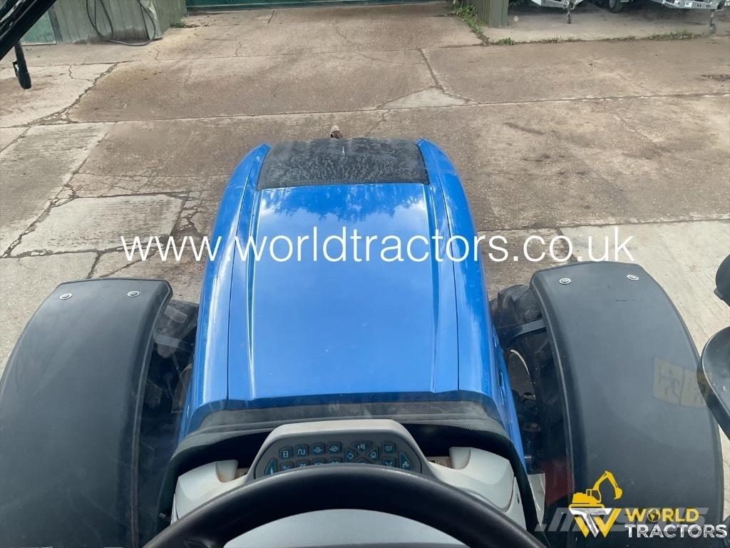 New Holland T 7.210 Traktorji