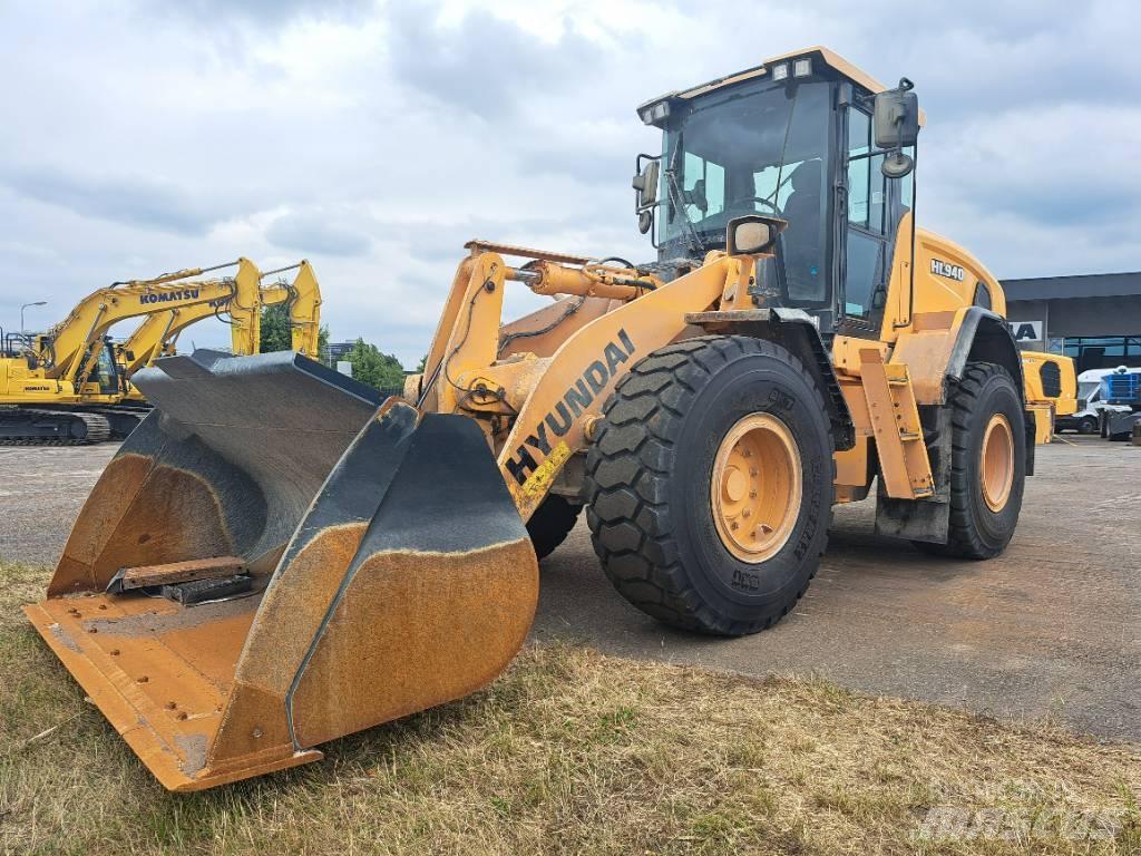 Hyundai HL940 Kolesni nakladalci