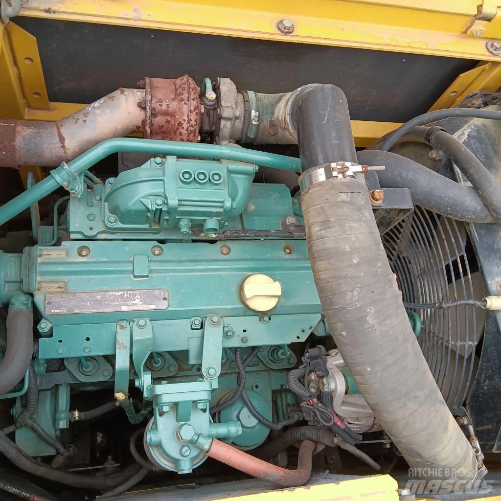 Volvo EC140B Bagri goseničarji