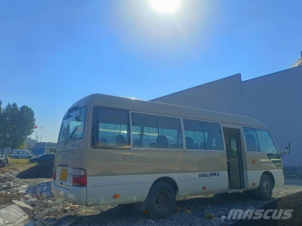 Toyota Coaster Bus Mini avtobusi