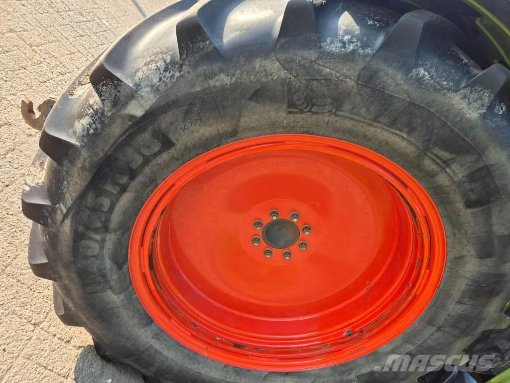 CLAAS Axos 340 Traktorji