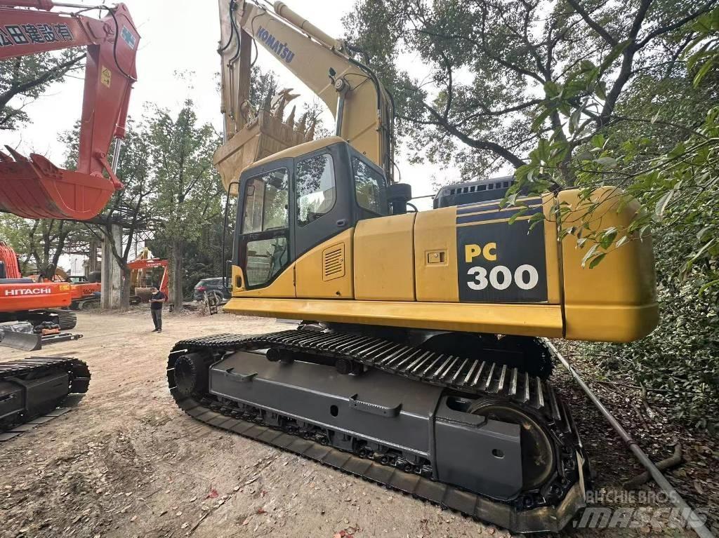 Komatsu PC 300 Bagri goseničarji