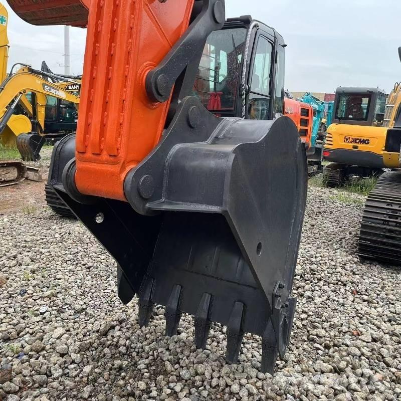Doosan DX 225 Bagri goseničarji