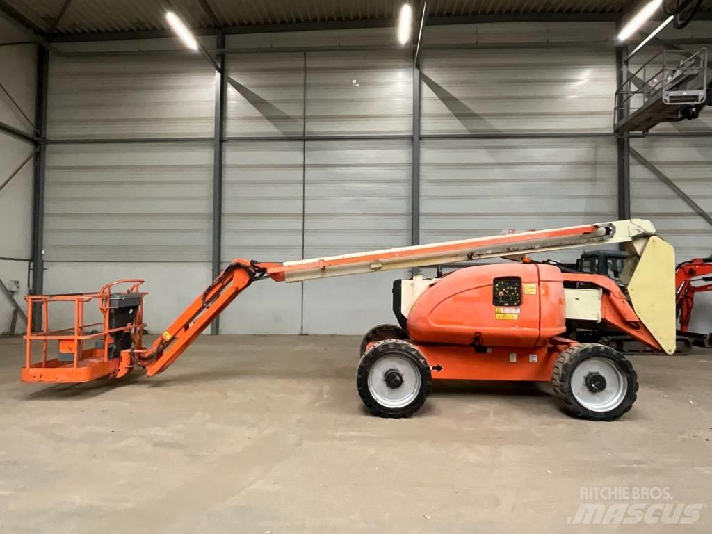 JLG 600 AJ Zglobne dvižne ploščadi
