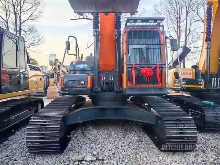 Doosan DH300 Bagri goseničarji