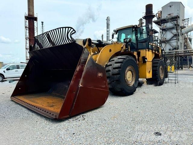 CAT 988 K Kolesni nakladalci