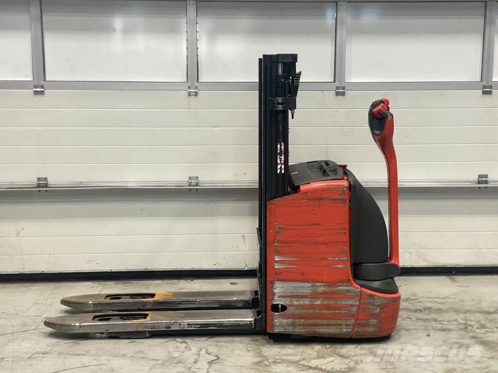 Linde L12 I Ročni električni viličar