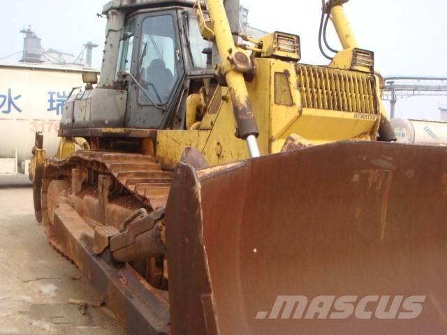 Komatsu d155a-2 Buldožerji goseničarji
