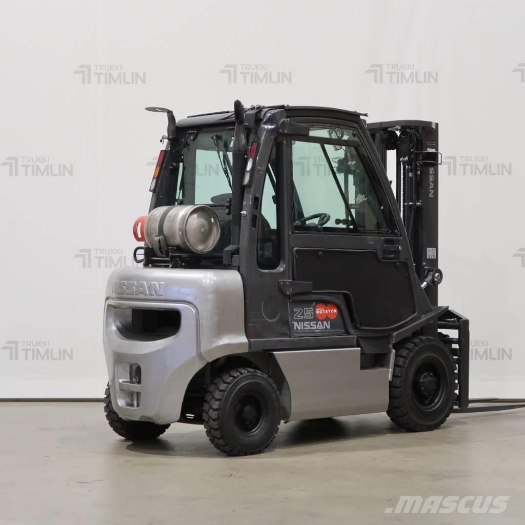Nissan U1D2A25LO Plinski viličarji