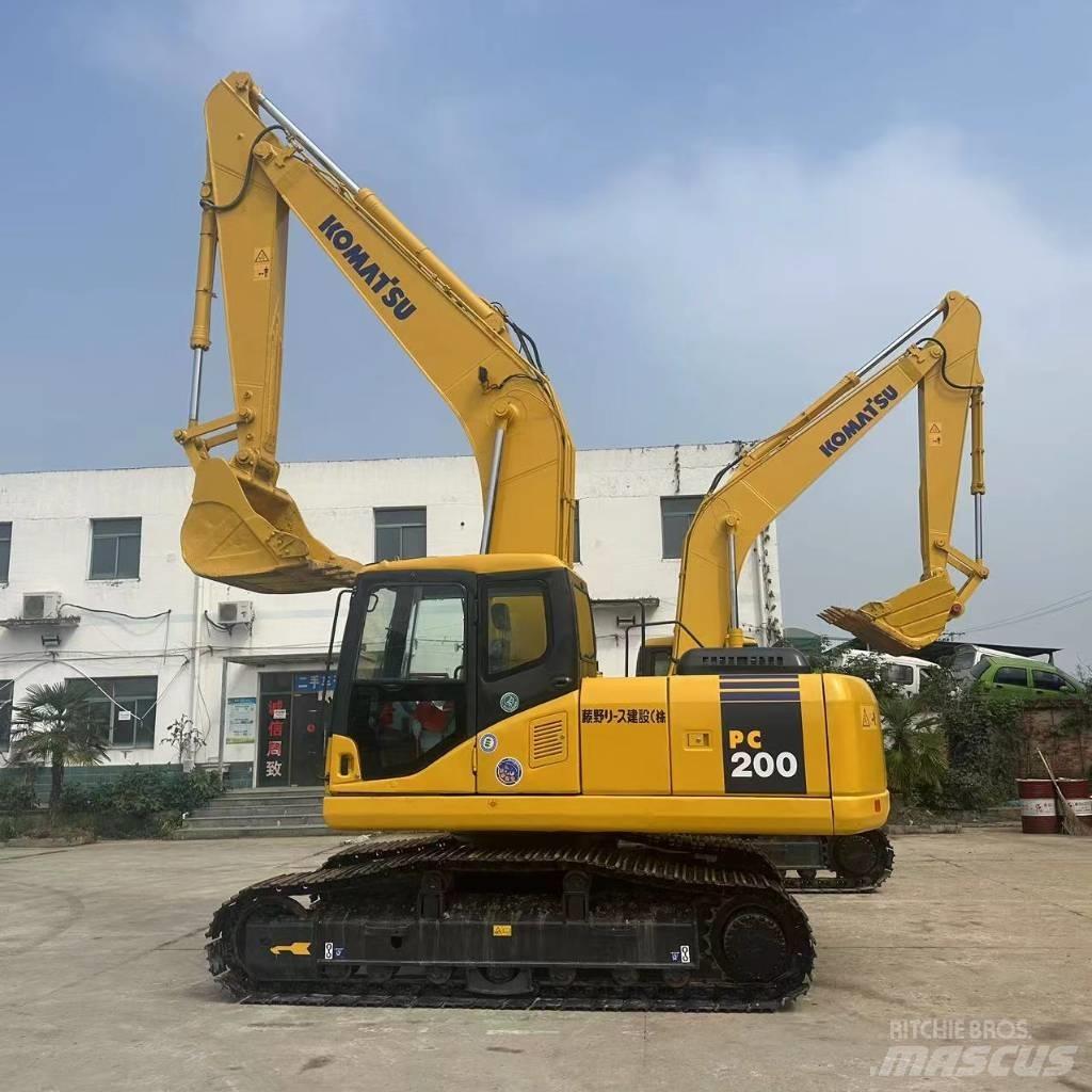 Komatsu PC 200-7 Bagri goseničarji