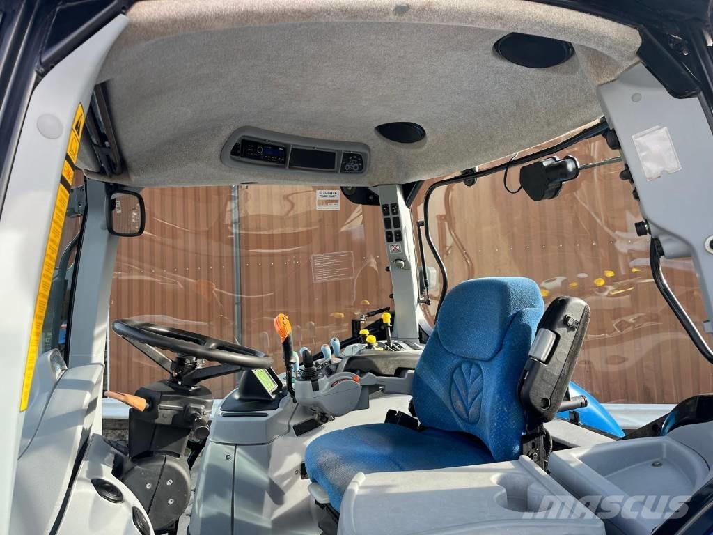 New Holland T7060 Traktorji